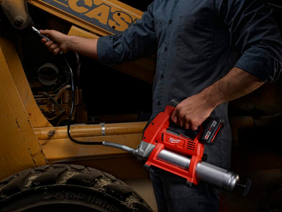 Milwaukee M12™ Cordless Grease Gun