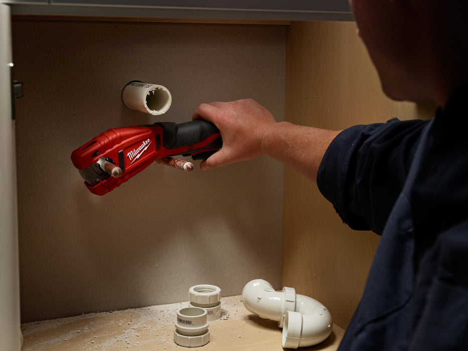 Milwaukee M12™ Cordless Lithium-Ion Copper Tubing Cutter