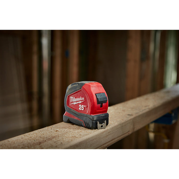 Milwaukee 16 ft. Compact Auto Lock Tape