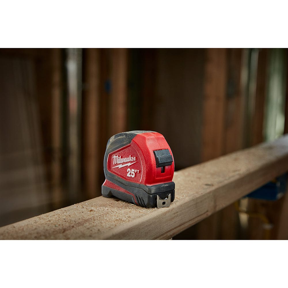 Milwaukee 5m/16' Compact Auto Lock Tape Measure