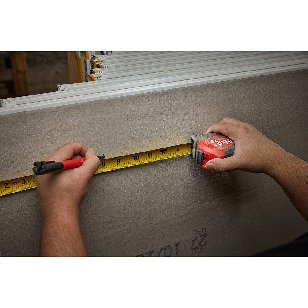 Milwaukee 5m/16' Compact Auto Lock Tape Measure