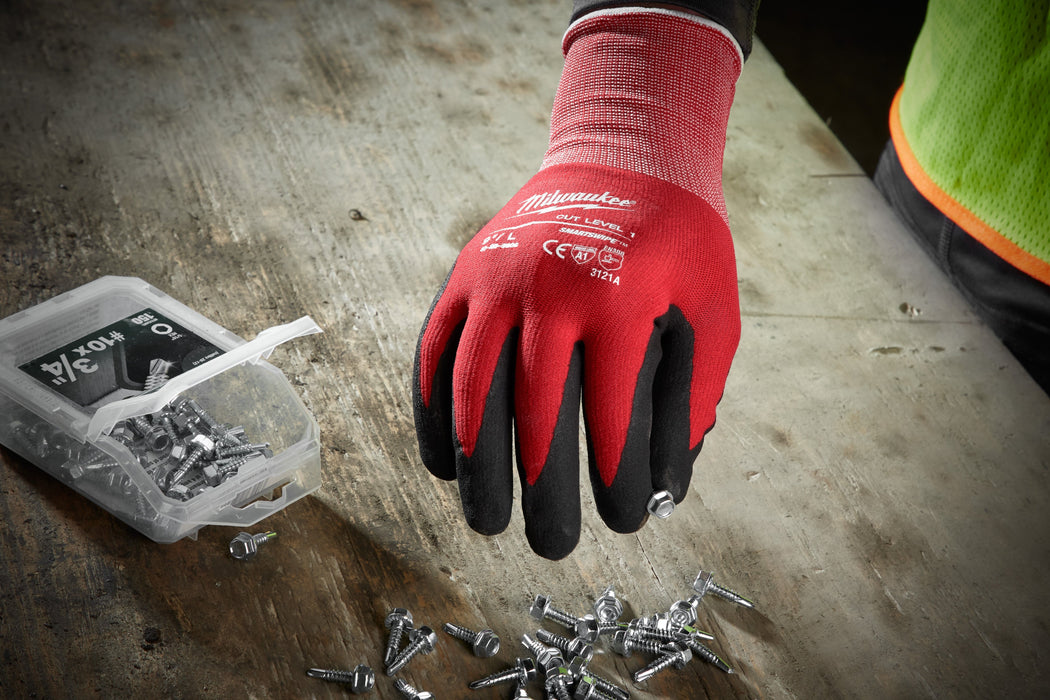 Milwaukee Tool Apparel and Safety Gear Milwaukee (6) CUT 1 NITRILE GLOVES