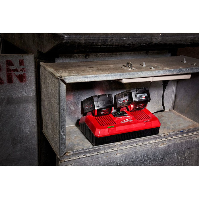 Milwaukee Tool Tools Milwaukee M18™ Dual Bay Simultaneous Rapid Charger