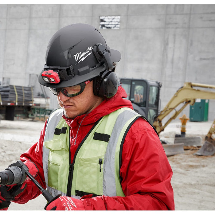 Milwaukee Tool Apparel and Safety Gear Milwaukee White Full Brim Vented Hard Hat w/4pt Ratcheting Suspension - Type 1, Class C