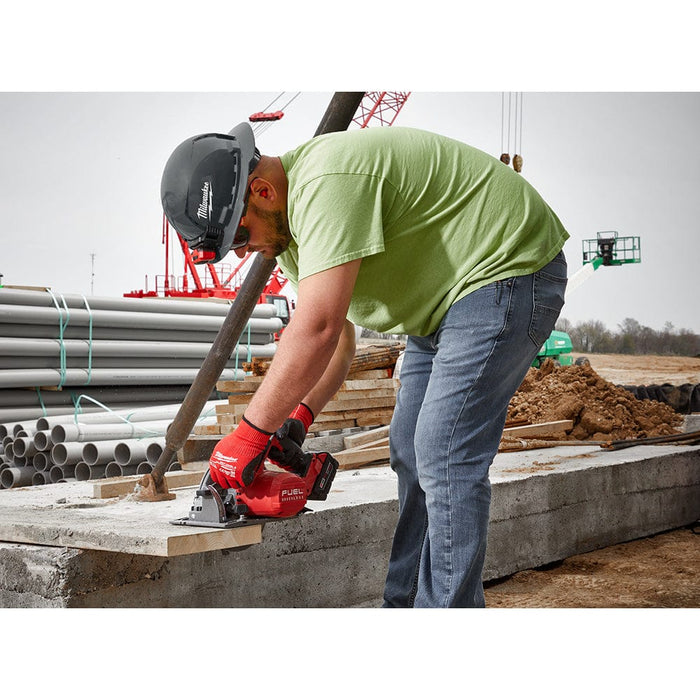 Milwaukee Tool Apparel and Safety Gear Milwaukee White Full Brim Vented Hard Hat w/4pt Ratcheting Suspension - Type 1, Class C